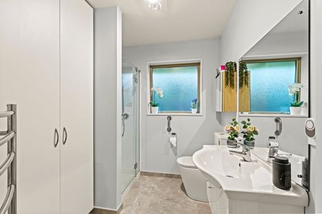 Photo of property in 14 Hussey Road, Harewood, Christchurch, 8051