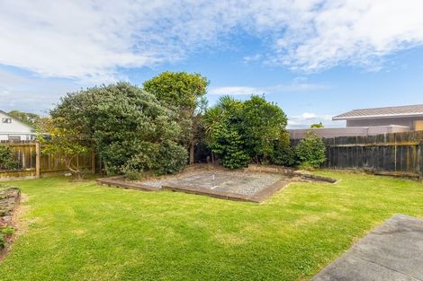 Photo of property in 21 Kanawa Street, Waikanae, 5036