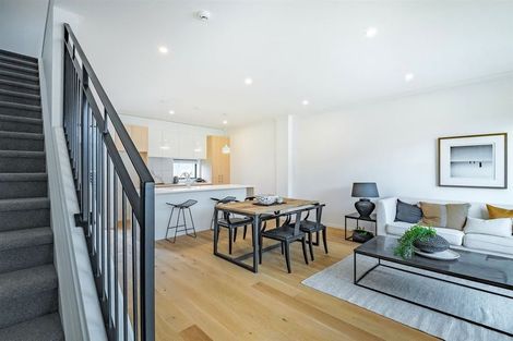 Photo of property in 5 Te One Place, Belmont, Auckland, 0622
