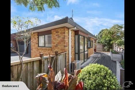 Photo of property in 4/26 Inverness Road, Browns Bay, Auckland, 0630