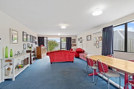 Photo of property in 67a Marlow Road, Aranui, Christchurch, 8061