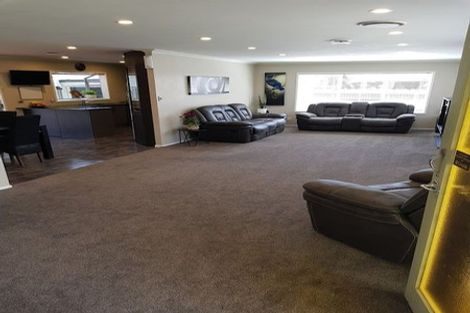 Photo of property in 2/53 Jellicoe Road, Manurewa, Auckland, 2102