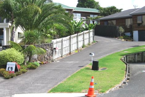 Photo of property in 28 Sailfish Drive, West Harbour, Auckland, 0618