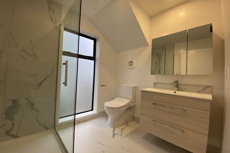 Photo of property in 2u1 Hood Street, Mount Victoria, Wellington, 6011