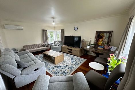 Photo of property in 131 Ocean View Road, Hillcrest, Auckland, 0627