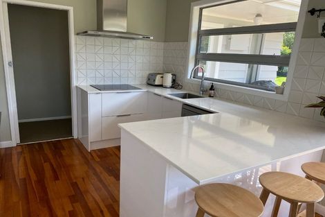 Photo of property in 1 Lomita Road, Johnsonville, Wellington, 6037