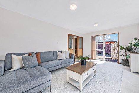Photo of property in 5 Showgate Avenue, Sockburn, Christchurch, 8042