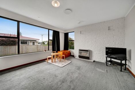 Photo of property in 17 Murray Avenue, Hawera, 4610