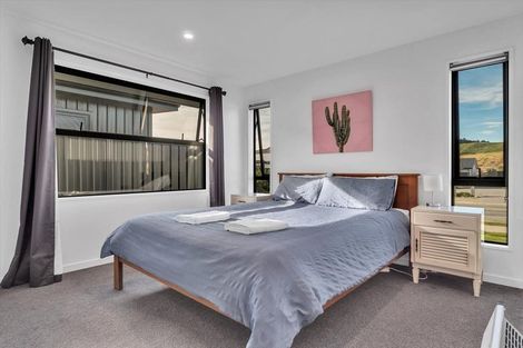 Photo of property in 215 Aubrey Road, Wanaka, 9305