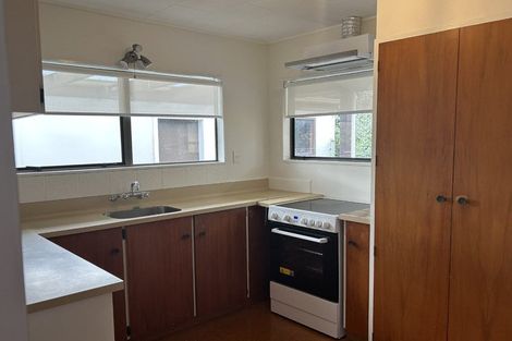 Photo of property in 1/2 Bill Ashcroft Grove, Havelock North, 4130