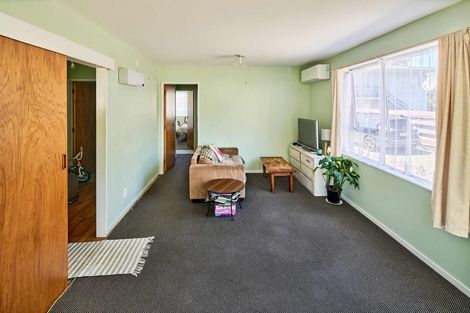 Photo of property in 171f4 Queens Drive, Lyall Bay, Wellington, 6022