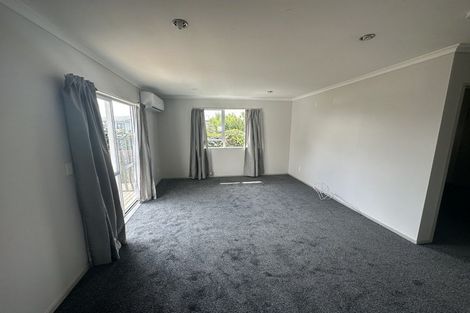 Photo of property in 4b John Walker Drive, Manurewa, Auckland, 2102