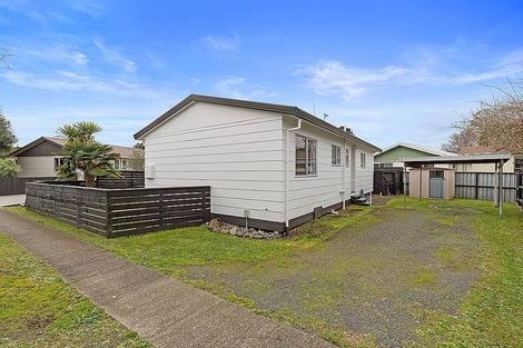 Photo of property in 16 Purcell Place, Melville, Hamilton, 3206