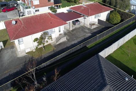 Photo of property in 1/28 Taipari Road, Te Atatu Peninsula, Auckland, 0610