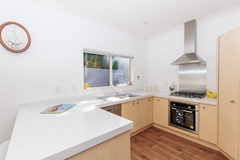 Photo of property in 6 Chippenham Grove, Churton Park, Wellington, 6037