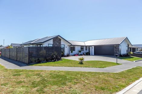 Photo of property in 23 Nicolau Avenue, Rolleston, 7615