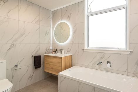 Photo of property in 223 Maidstone Road, Avonhead, Christchurch, 8042