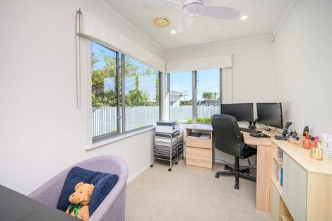 Photo of property in 5 Charles Street, Feilding, 4702