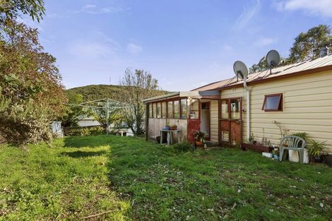 Photo of property in 8 Mount Cecil Road, Moonshine Valley, Porirua, 5381