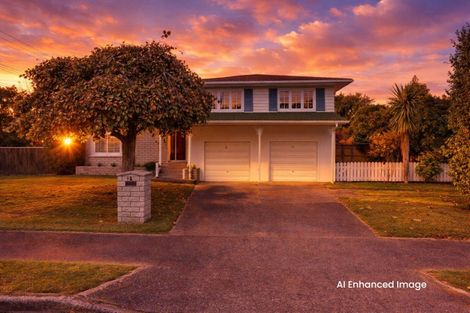 Photo of property in 1 Byrd Street, Levin, 5510