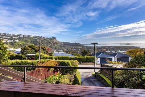 Photo of property in 1/17 Moncks Spur Road, Redcliffs, Christchurch, 8081