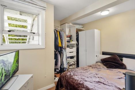 Photo of property in 55 Bedford Street, Northland, Wellington, 6012