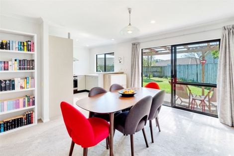 Photo of property in 23 Espalier Drive, Henderson, Auckland, 0612