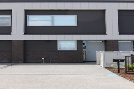 Photo of property in 8 Kawe Marie Lane, Takanini, 2112