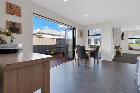 Photo of property in 38 Te Hurunui Drive, Pegasus, 7612