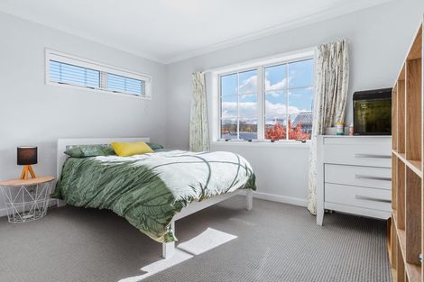 Photo of property in 18 Chateau Crescent, Rangatira Park, Taupo, 3330