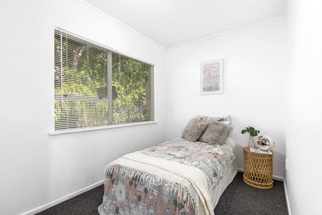 Photo of property in 1a Sandhurst Way, Crofton Downs, Wellington, 6035