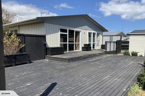 Photo of property in 17 Makarini Street, Paraparaumu, 5032