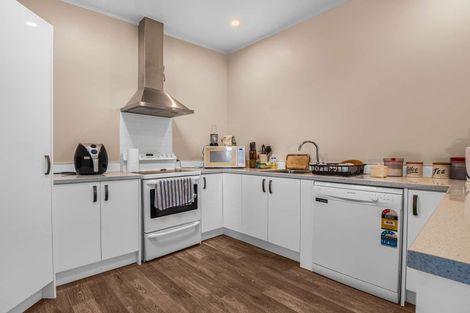 Photo of property in 21 Lyon Street, Featherston, 5710