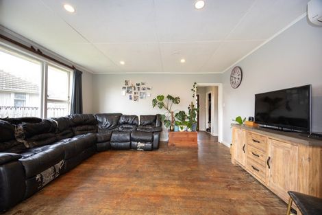 Photo of property in 44 Cambridge Street, Milson, Palmerston North, 4414