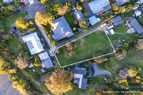 Photo of property in 13 Gow Avenue, Haumoana, 4102
