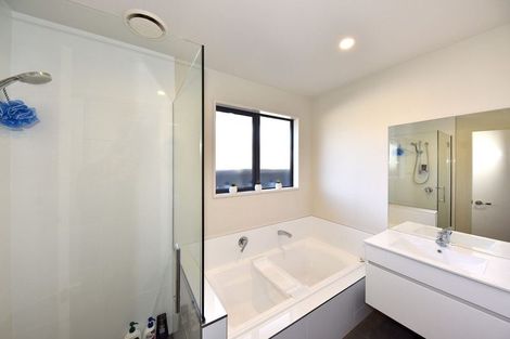 Photo of property in 111 Palmers Road, New Brighton, Christchurch, 8083