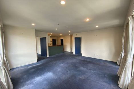 Photo of property in Terrace Heights Apartments, 9b/163 The Terrace, Wellington Central, Wellington, 6011