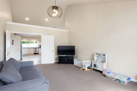 Photo of property in 7 Guernsey Place, Grandview Heights, Hamilton, 3200