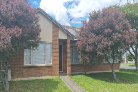 Photo of property in 38 Carrick Glen Avenue, Flat Bush, Auckland, 2019