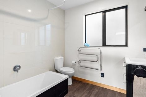 Photo of property in 148 Warren Street, Wanaka, 9305