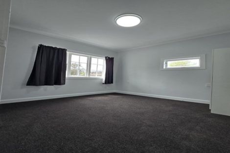 Photo of property in 117 Avalon Drive, Nawton, Hamilton, 3200