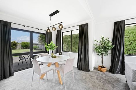 Photo of property in 8 Gracefield Place, Huntington, Hamilton, 3210