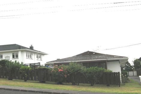 Photo of property in 2/28 Salisbury Road, Birkdale, Auckland, 0626