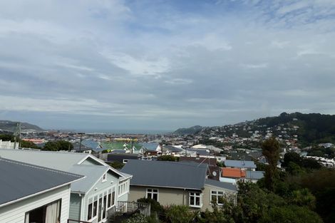 Photo of property in 88 Overtoun Terrace, Hataitai, Wellington, 6021