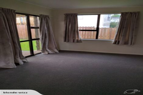 Photo of property in 67 Sunvue Road, Glen Eden, Auckland, 0602