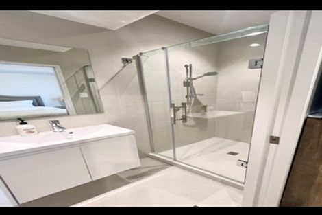 Photo of property in 6 Parenga Lane, Kumeu, 0810