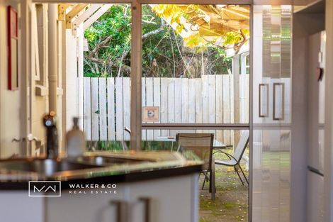 Photo of property in 41 Fendalton Crescent, Pinehaven, Upper Hutt, 5019