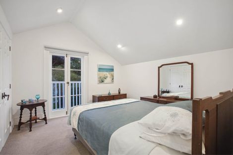Photo of property in 1/14 Beach Road, Northcote Point, Auckland, 0627