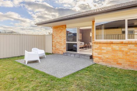 Photo of property in 7a Avondale Road, Taradale, Napier, 4112