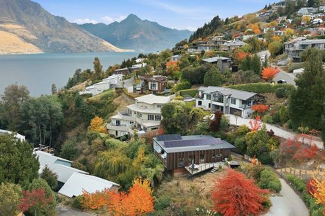 Photo of property in 5c Aspen Grove, Fernhill, Queenstown, 9300